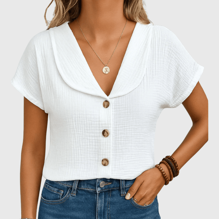 Maureen | Chic Buttoned Blouse