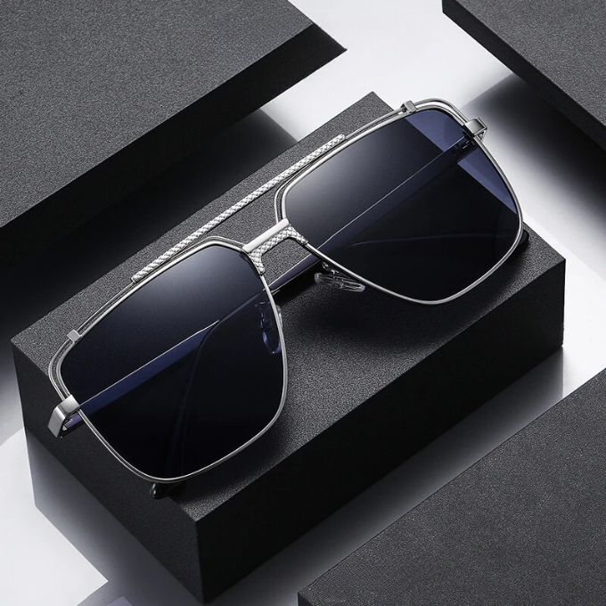 Maxwell's Innovative Sunglasses