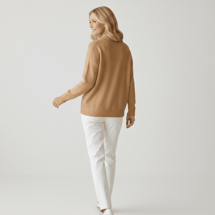 Amelia - Soft Knit Sweater