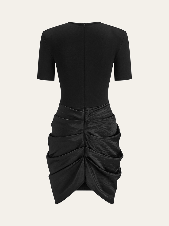 Short Sleeve Ruched Metal Buckle Dress