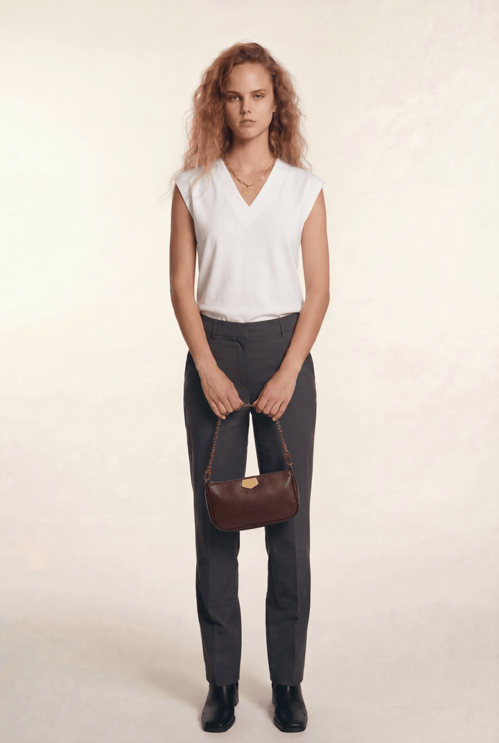 Maelyn | Sleek V-Neck Blouse
