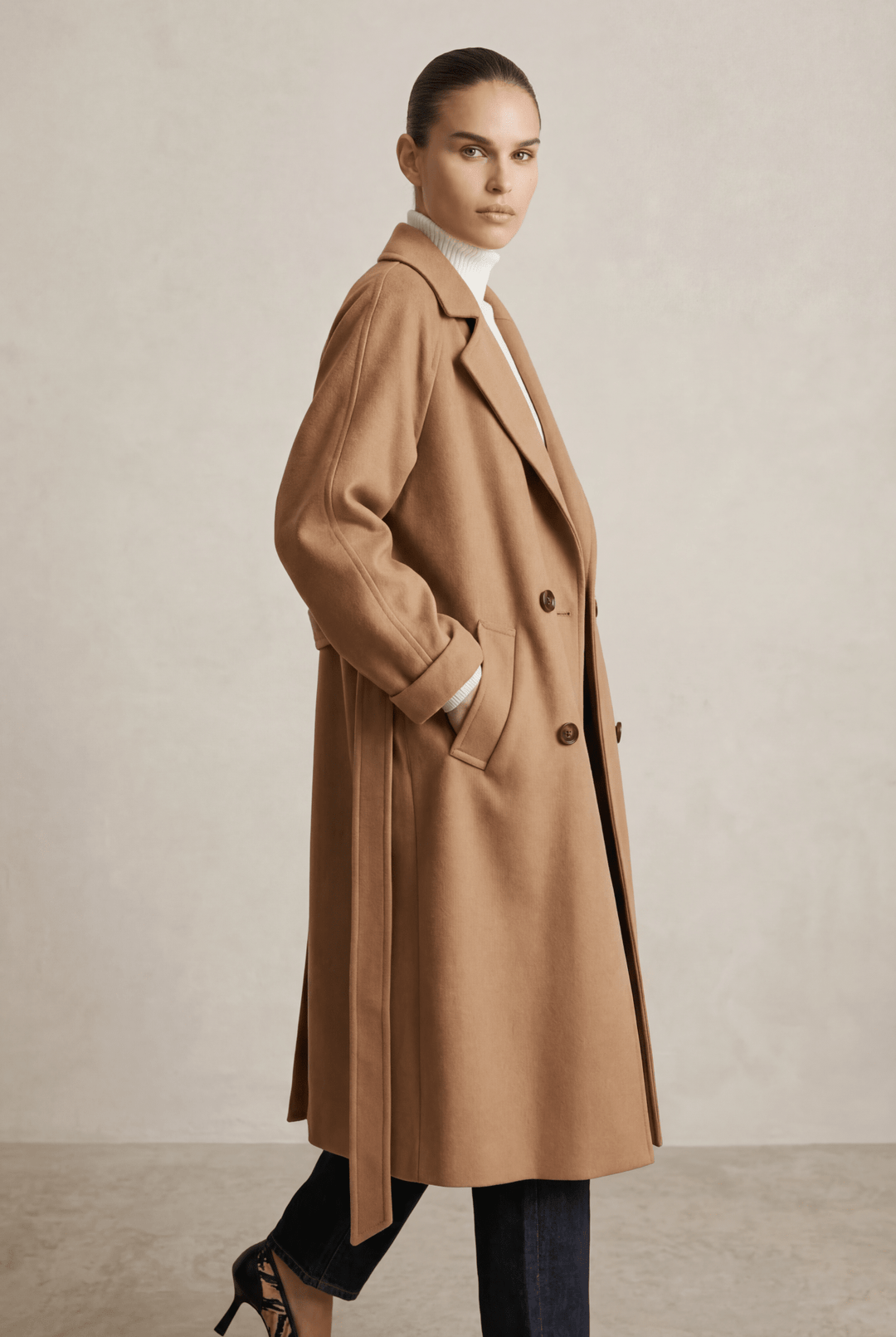 AMARA | Long Tailored Coat