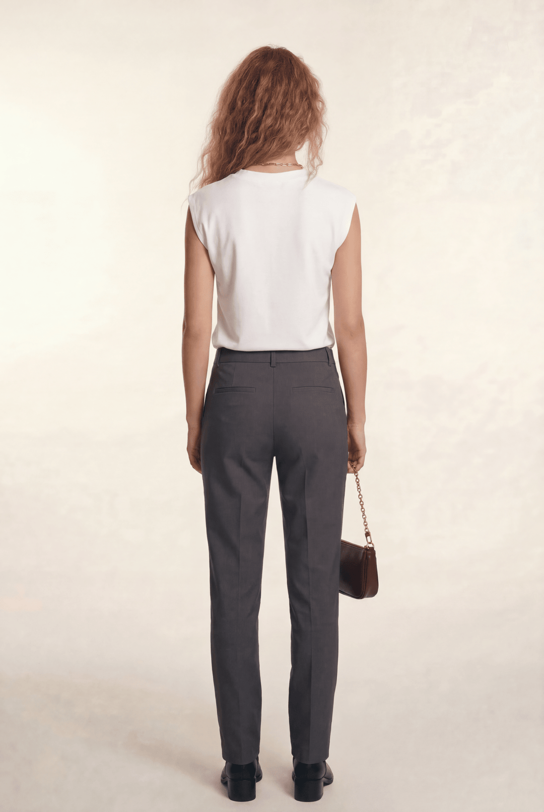 Maelyn | Sleek V-Neck Blouse