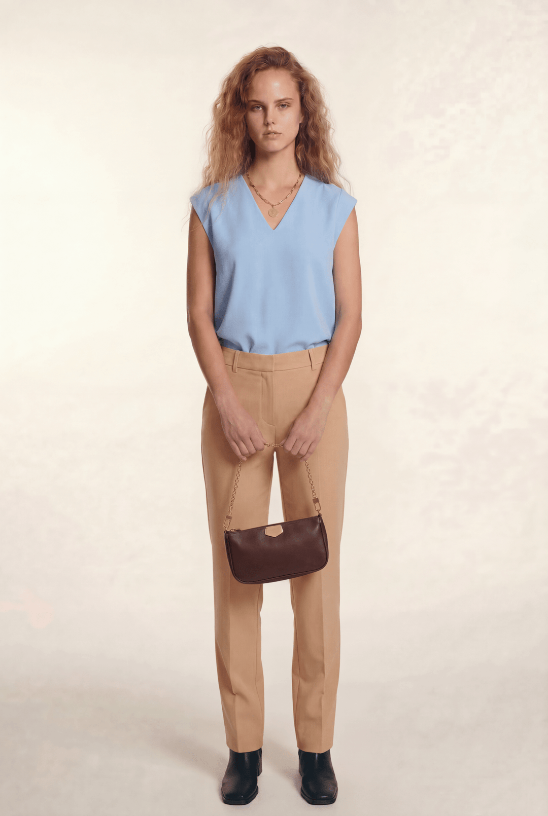 Maelyn | Sleek V-Neck Blouse