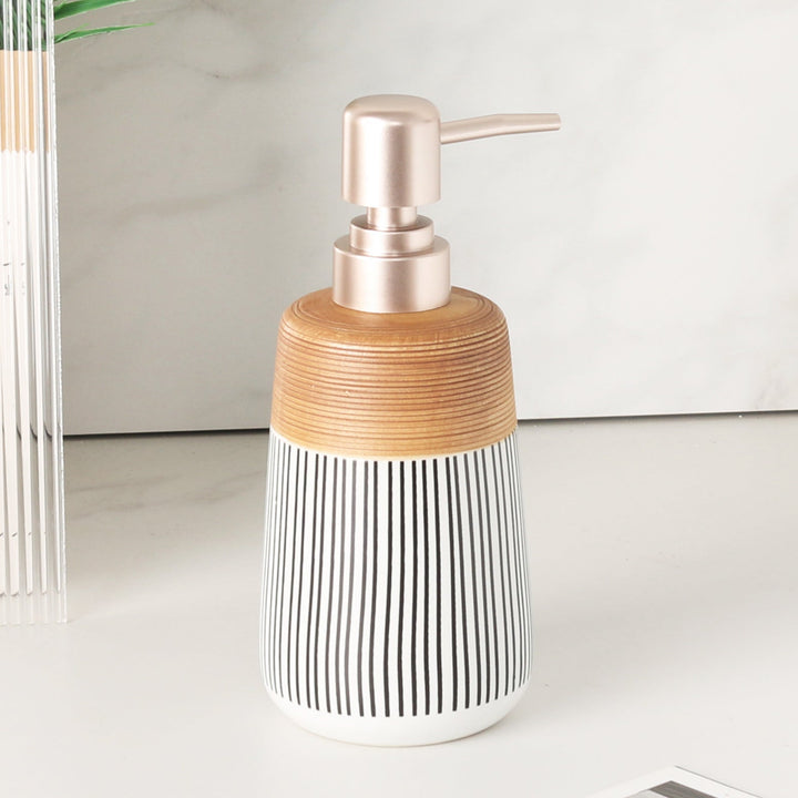 Chét Ceramic Soap Dispenser
