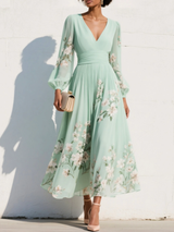 Cisella | Light Green Floral Midi Dress