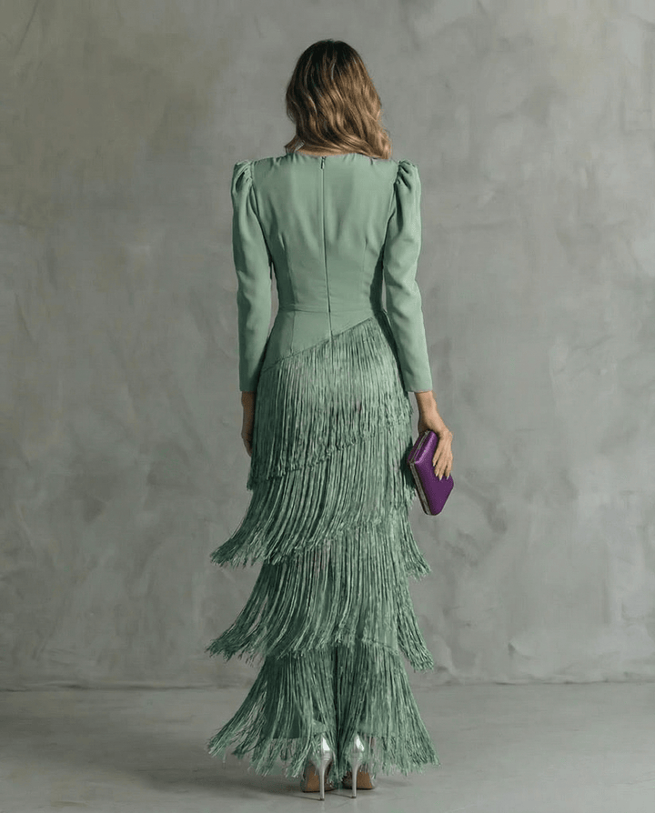CLARA™ | Elegant midi dress with fringe sleeves
