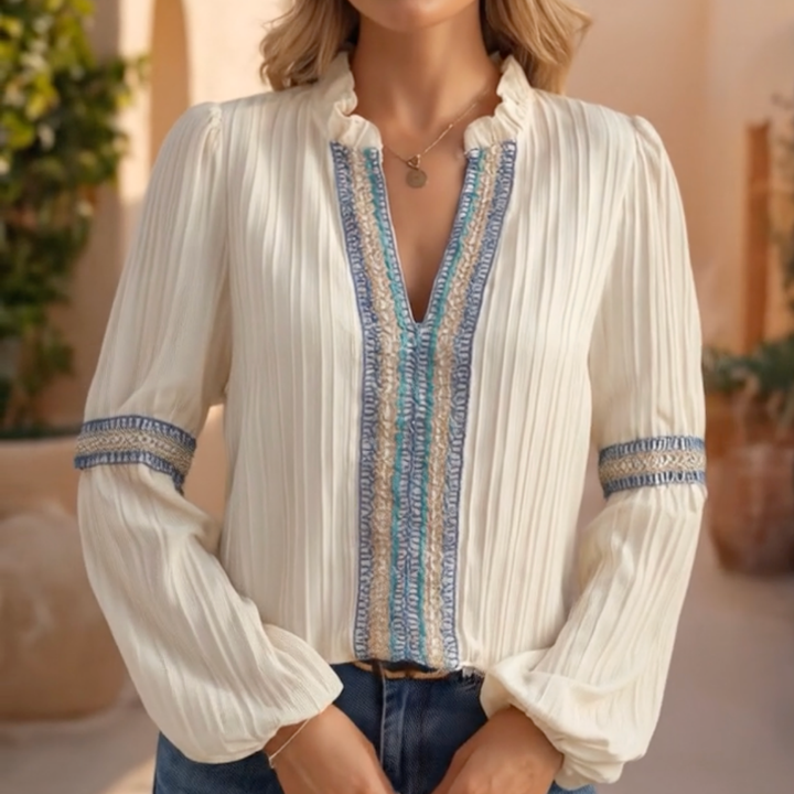 CHLOE | Stunning V-neck blouse